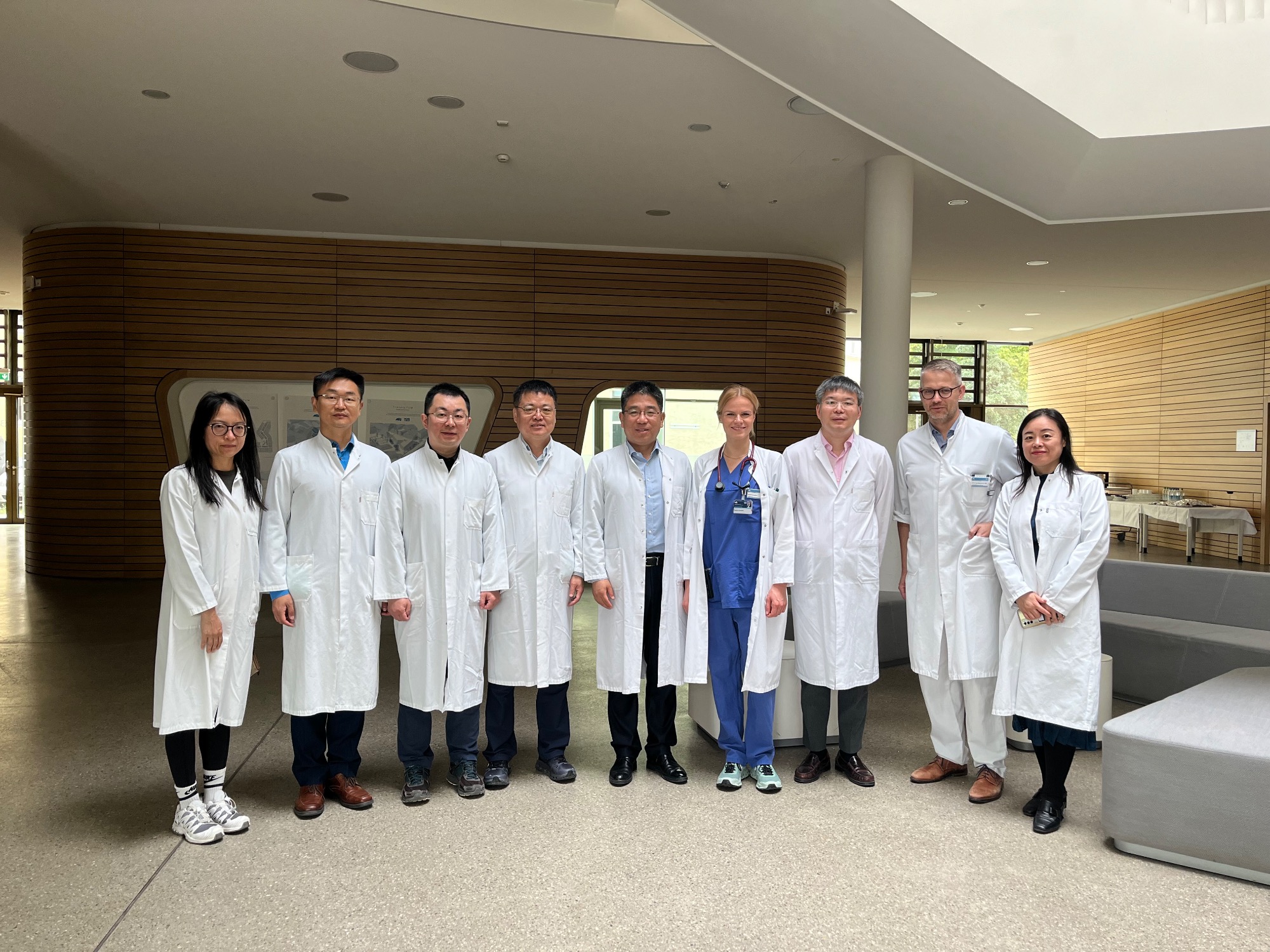 Shanghai General Hospital Delegation Visits Ulm University Hospital and Munich’s University Hospital Rechts der Isar to Enhance Medical Collaboration